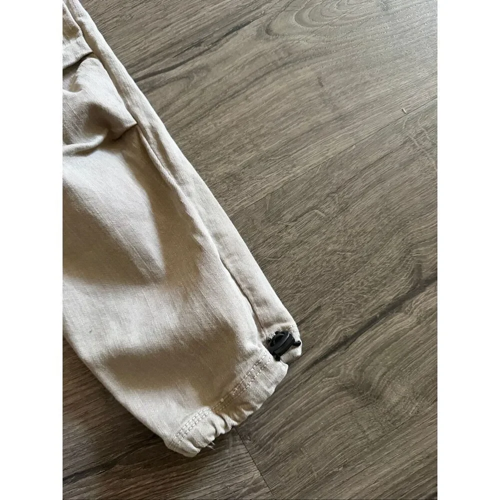 Zara paperbag waist jogger pants in a light beige Boys size 6